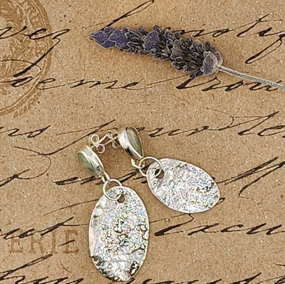 PERIDOT TEARDROP  TEXTURE EARRINGS  HANDMADE STERLING SILVER - Picture 6 of 6